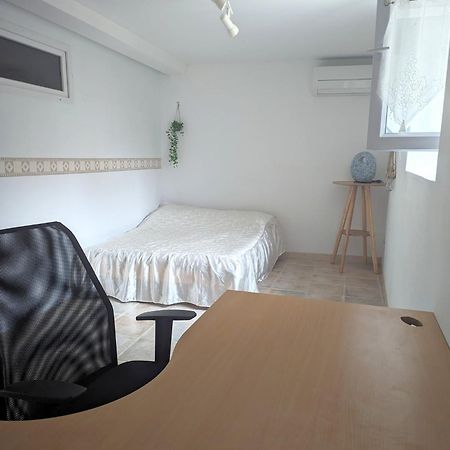 Chambre Climatisee Avec Espaces Privatifs Dont Salle De Bain Et Wc La Liviniere Zewnętrze zdjęcie